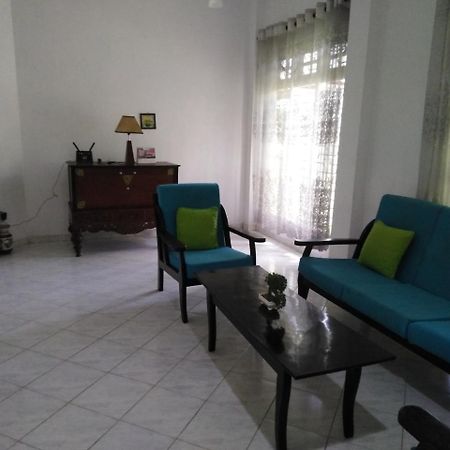Anusha Apartment 15 Homestay Galle Exteriör bild