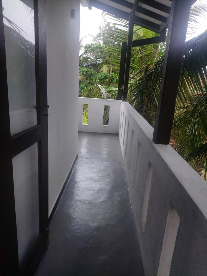 Anusha Apartment 15 Homestay Galle Exteriör bild