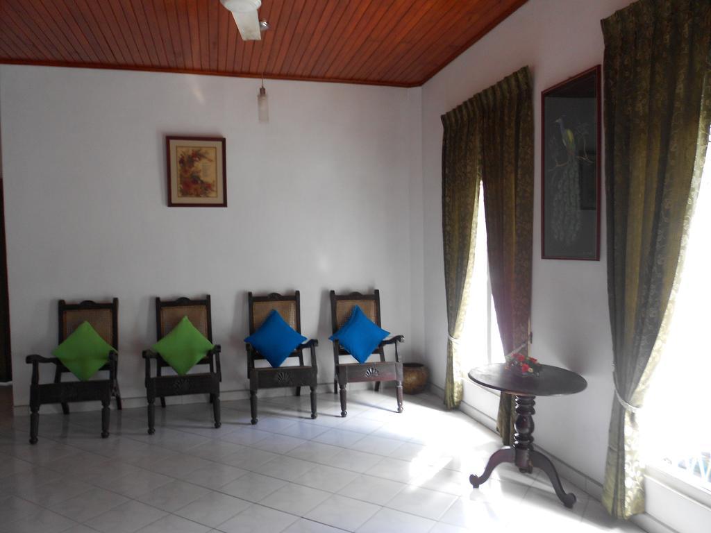 Anusha Apartment 15 Homestay Galle Exteriör bild