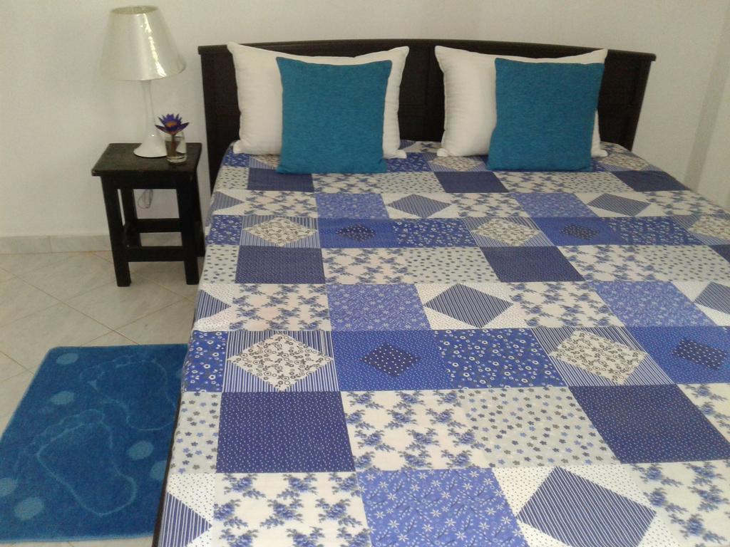 Anusha Apartment 15 Homestay Galle Exteriör bild