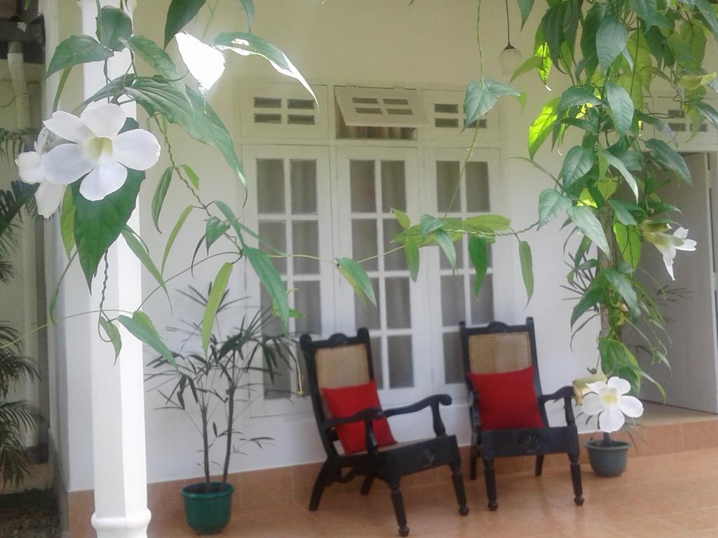 Anusha Apartment 15 Homestay Galle Exteriör bild