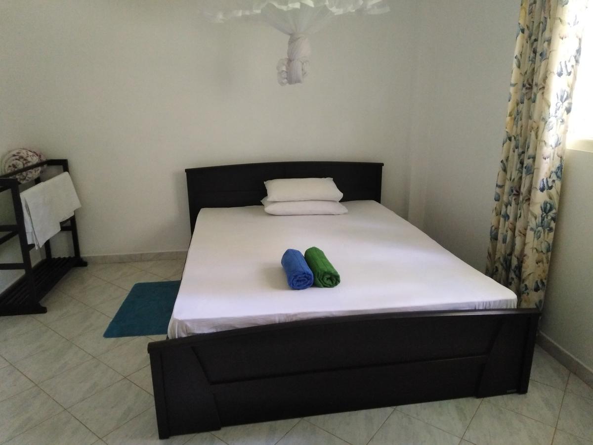 Anusha Apartment 15 Homestay Galle Exteriör bild