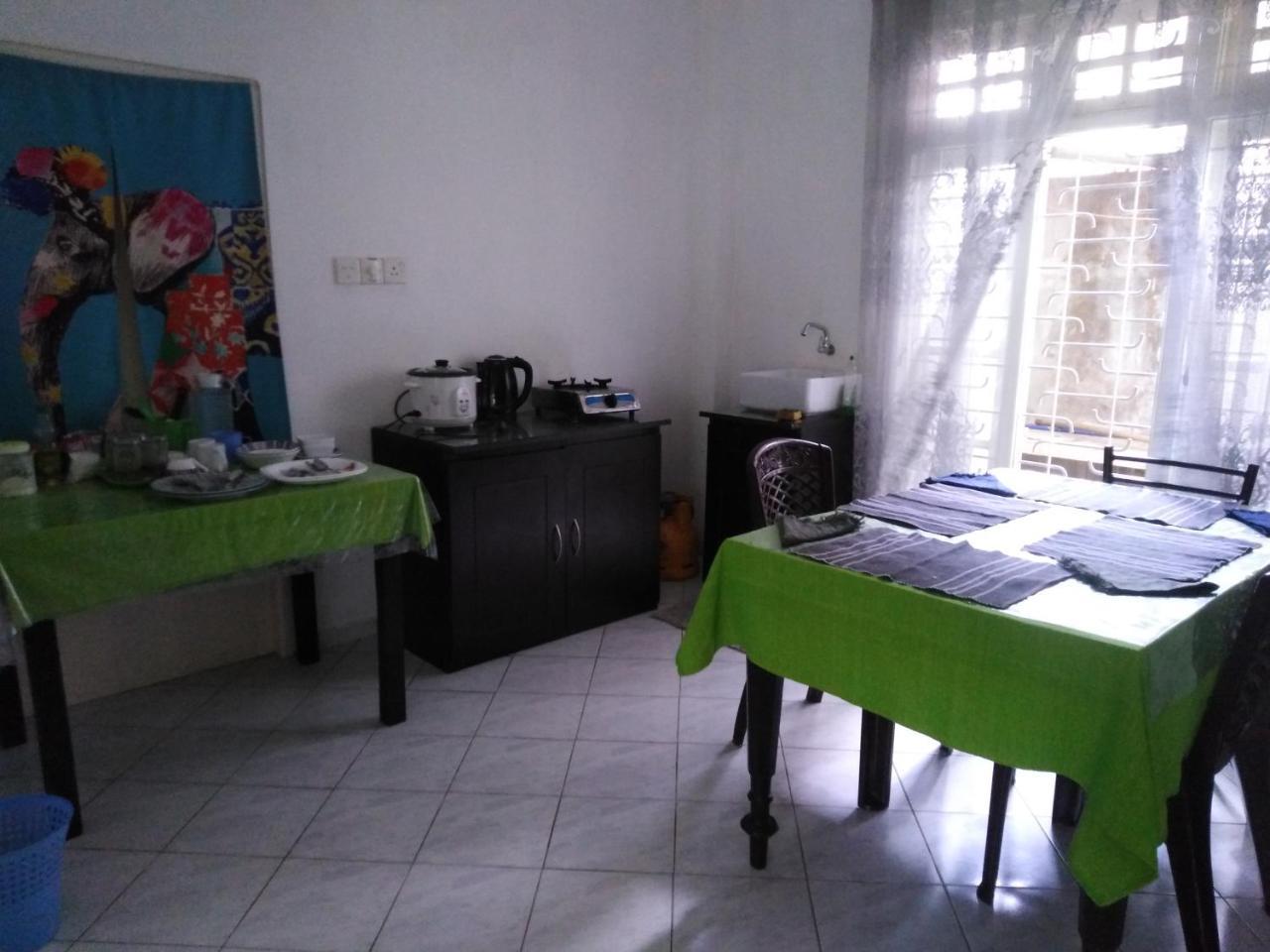Anusha Apartment 15 Homestay Galle Exteriör bild